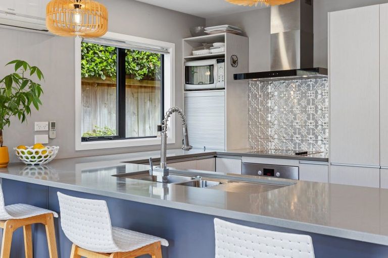 Photo of property in 2 Benmore Crescent, Pyes Pa, Tauranga, 3112