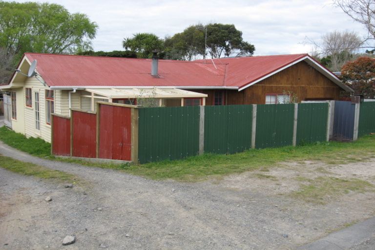 Photo of property in 15 Ruru Road, Otaihanga, Paraparaumu, 5036