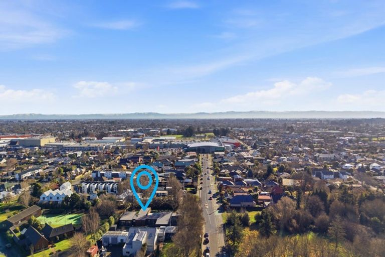 Photo of property in 38 Grassmere Street, Papanui, Christchurch, 8052