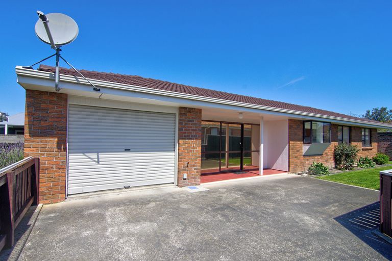 Photo of property in 31c Albert Street, Masterton, 5810