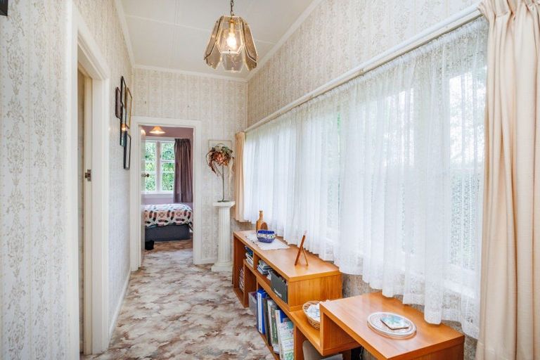 Photo of property in 329 Makirikiri Road, Crofton, Marton, 4787