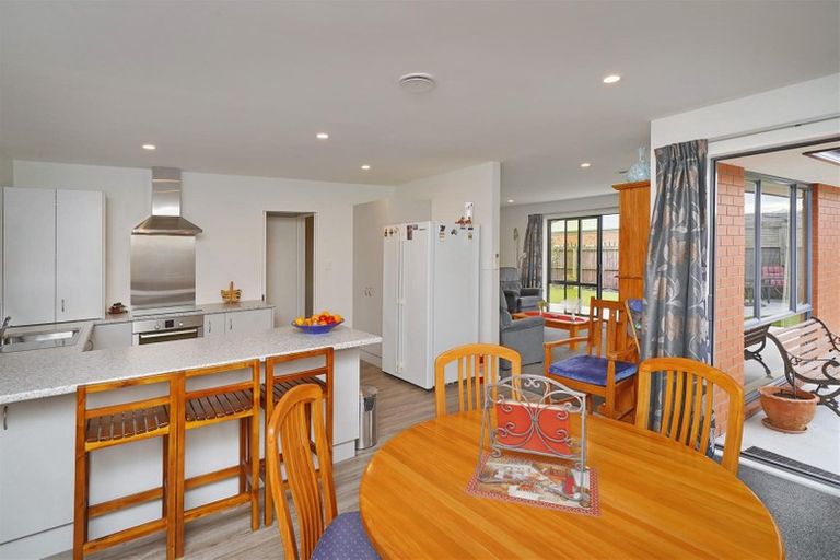 Photo of property in 6a Pentecost Road, Rangiora, 7400