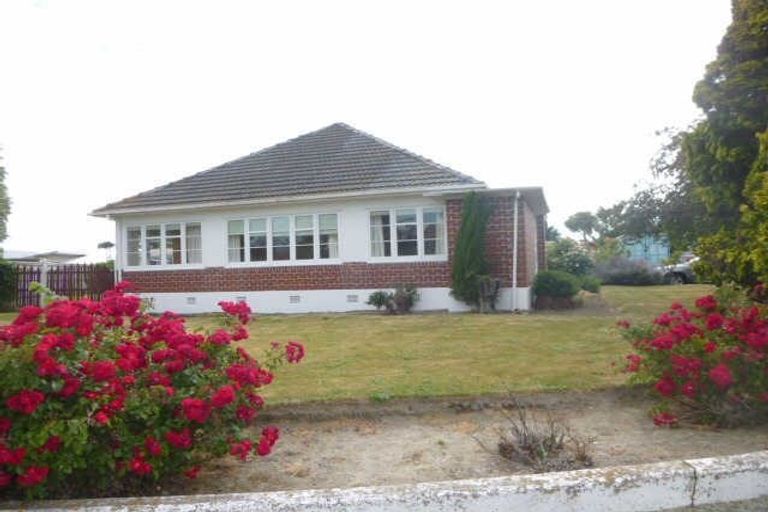 Photo of property in 2 Kawaka Street, Riccarton, Christchurch, 8041