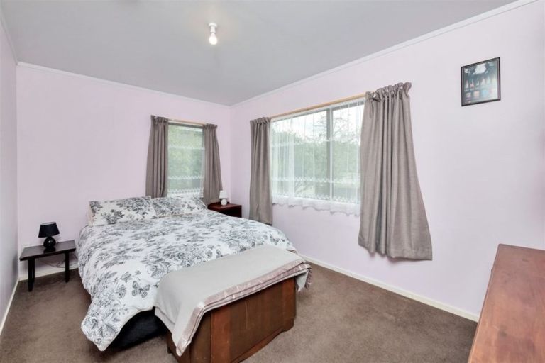 Photo of property in 6 Don Buck Road, Massey, Auckland, 0614