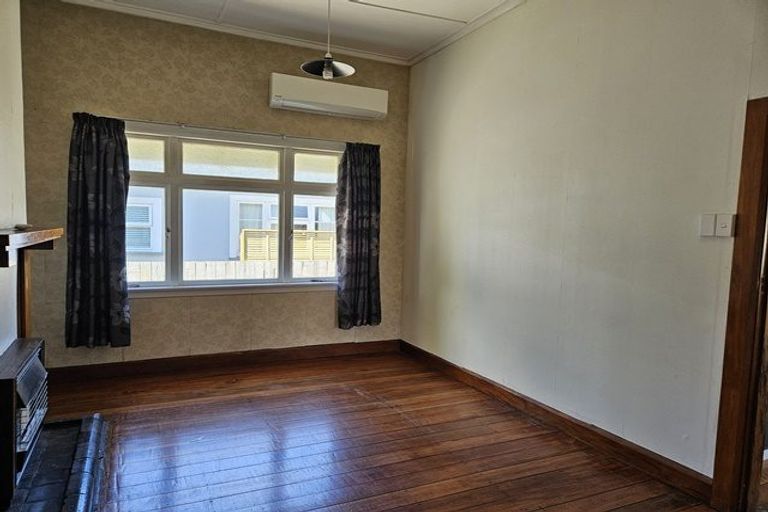 Photo of property in 22 Ngaio Street, West End, Palmerston North, 4412