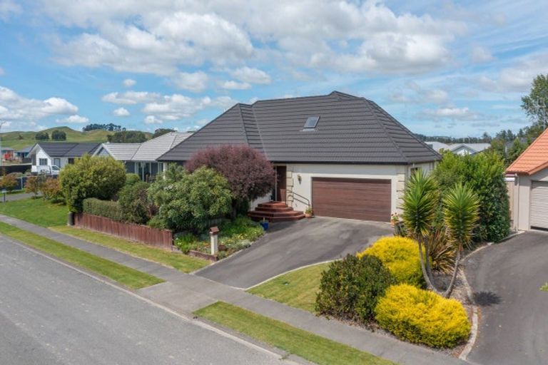 Photo of property in 86 Belgrove Drive, Waipukurau, 4200