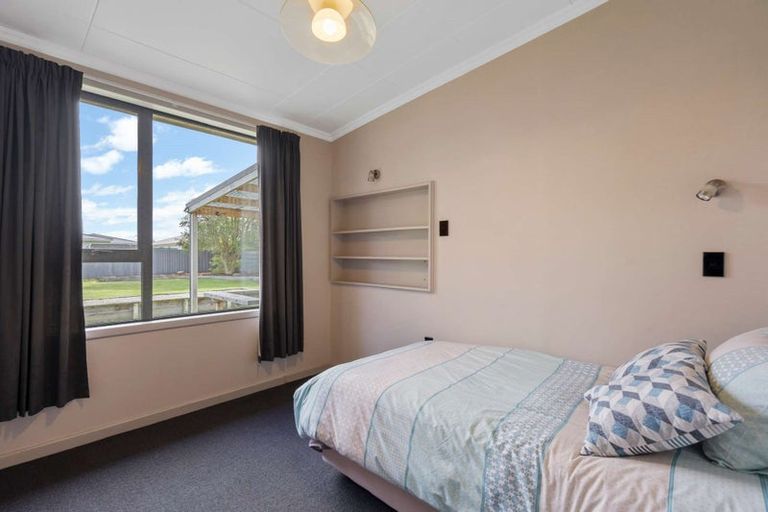 Photo of property in 64 Highfield Terrace, Newfield, Invercargill, 9812