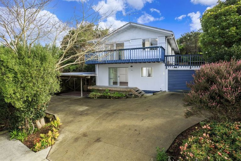 Photo of property in 18 Tableau Place, Totara Vale, Auckland, 0629