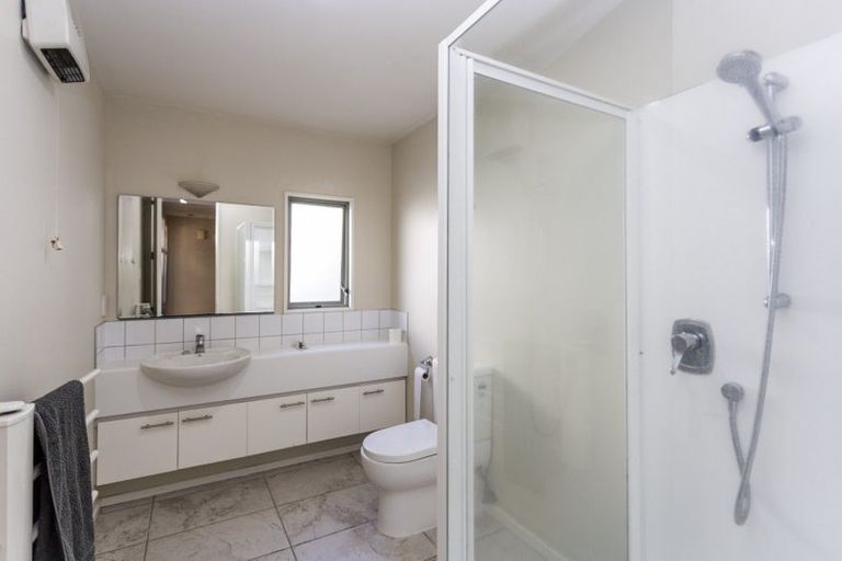 Photo of property in 29 Chepstow Avenue, Fendalton, Christchurch, 8052