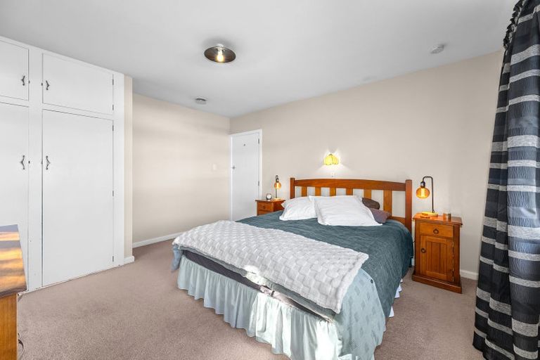 Photo of property in 19 Landsdowne Terrace, Cashmere, Christchurch, 8022