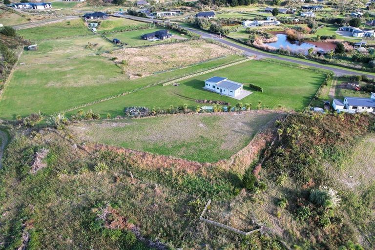 Photo of property in 14 Kanuka Drive, Waitarere, Levin, 5510