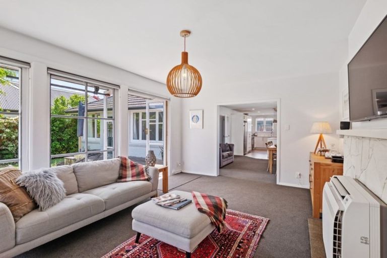 Photo of property in 1/6 Penhelig Place, Burnside, Christchurch, 8053