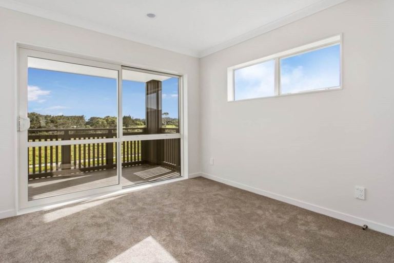 Photo of property in 54 Craigs Way, Hobsonville, Auckland, 0616