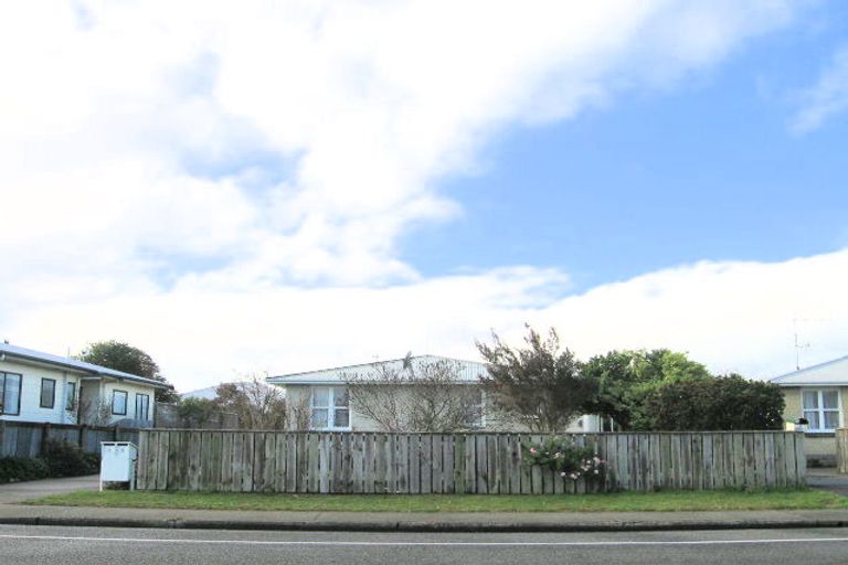 Photo of property in 1/202 Grove Road, Mayfair, Hastings, 4122