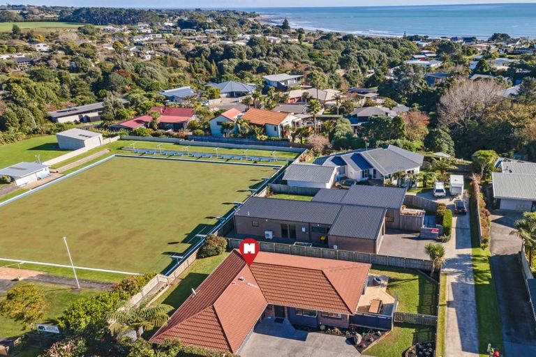 Photo of property in 620b South Road, Oakura, 4314