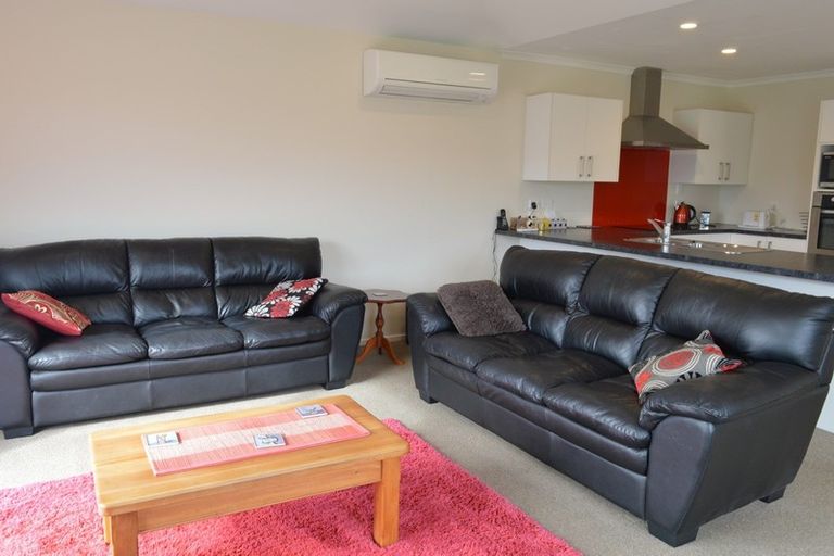 Photo of property in 4 Mcmullan Place, Oamaru North, Oamaru, 9400