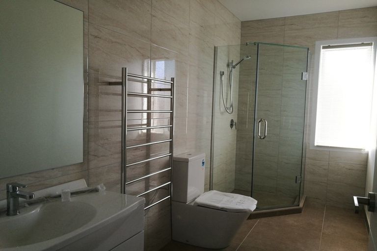 Photo of property in 111 Mountbatten Avenue, Hillcrest, Auckland, 0627