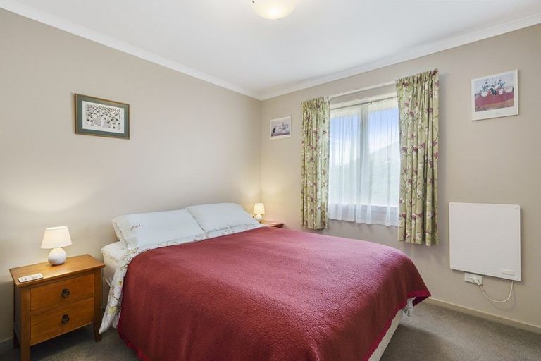 Photo of property in 12 Cherry Lane, Martinborough, 5711