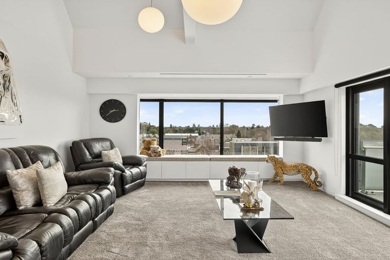 Photo of property in Gloucester Towers, 28/28 Gloucester Street, Christchurch Central, Christchurch, 8013