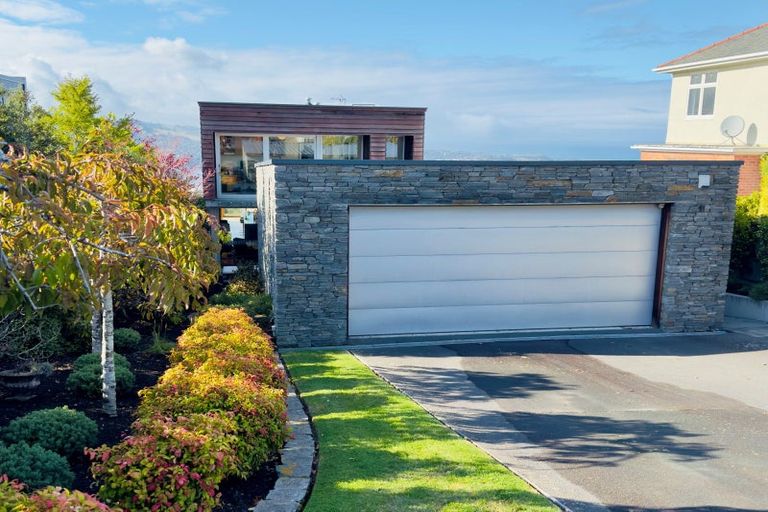 Photo of property in 28 Granville Terrace, Belleknowes, Dunedin, 9011