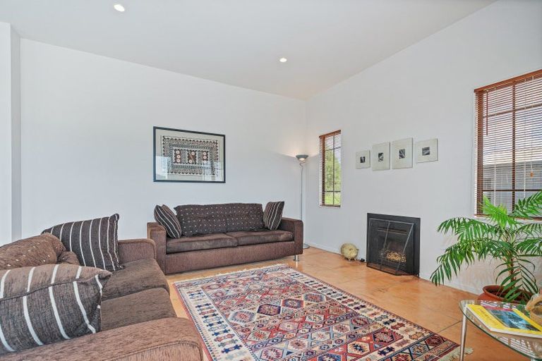 Photo of property in 141 Everitt Crescent, Whangamata, 3620