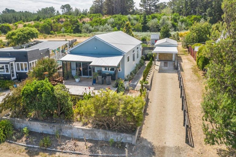 Photo of property in 72 Koputara Road, Himatangi Beach, Foxton, 4891