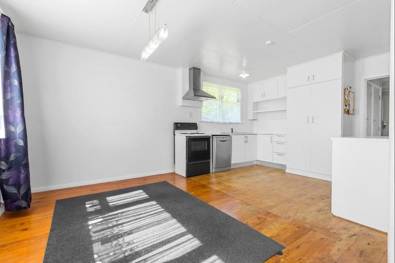Photo of property in 7 Te Wharekaihua Grove, Turangi, 3334