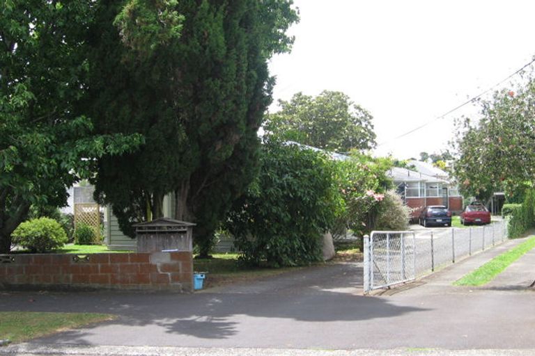 Photo of property in 2/41 Ellerton Road, Mount Eden, Auckland, 1024