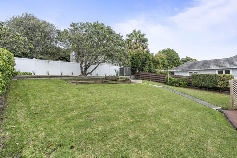 Photo of property in 12 Alton Avenue, Hillcrest, Auckland, 0627