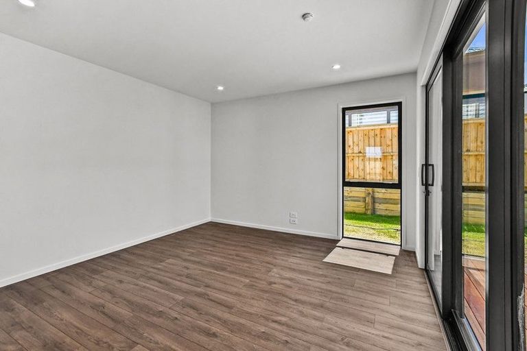 Photo of property in 21 Wagyu Lane, Karaka, 2580