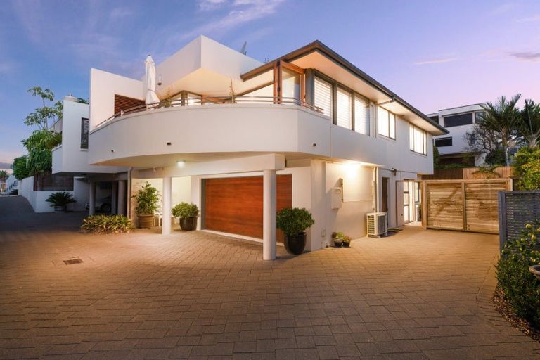 Photo of property in 4c Rita Street, Mount Maunganui, 3116