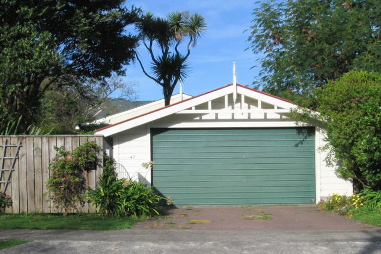 Photo of property in 42 Owen Street, Belmont, Lower Hutt, 5010