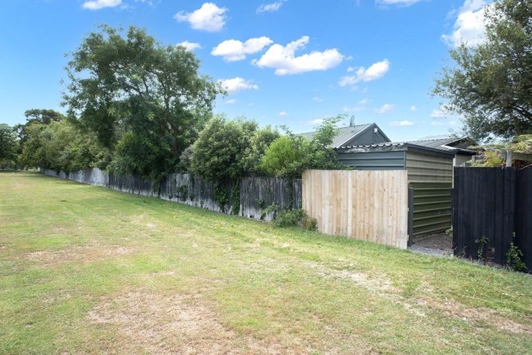 Photo of property in 2/9 Braemar Place, Avonside, Christchurch, 8061