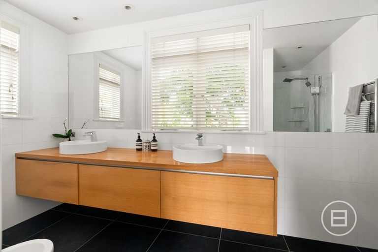 Photo of property in 21 Essex Road, Mount Eden, Auckland, 1024