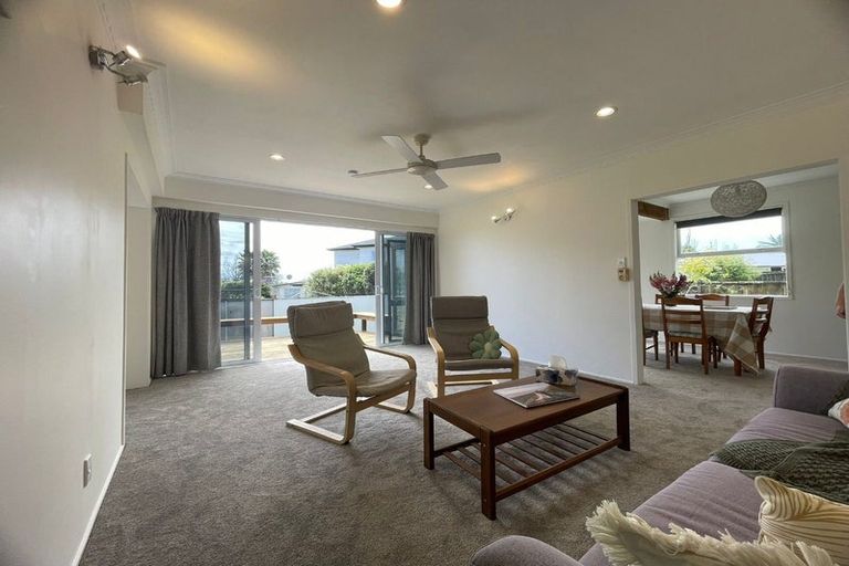 Photo of property in 19 Cherry Road, Bucklands Beach, Auckland, 2014