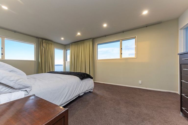 Photo of property in 43a Te Ahuahu Road, Piha, New Lynn, 0772