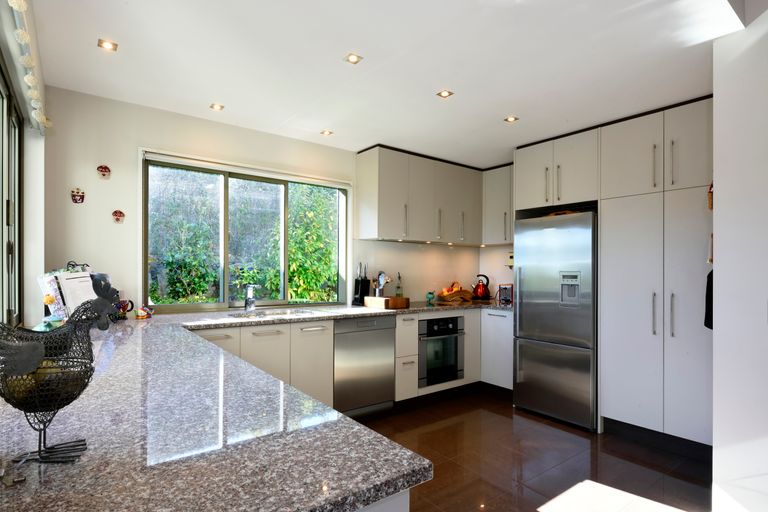 Photo of property in 355 Princes Drive, Britannia Heights, Nelson, 7010