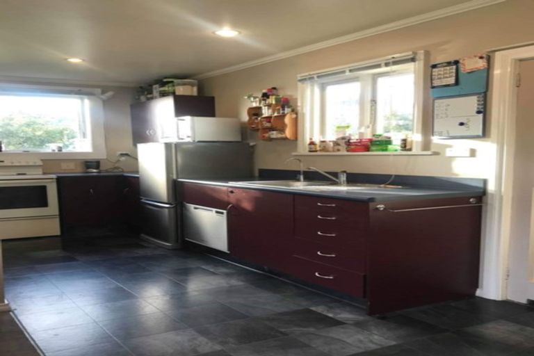 Photo of property in 26 Peel Street, Mornington, Dunedin, 9011