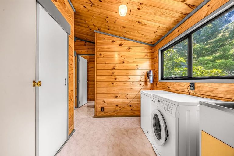 Photo of property in 20 Lake Ferry Road, Lake Ferry, Featherston, 5772