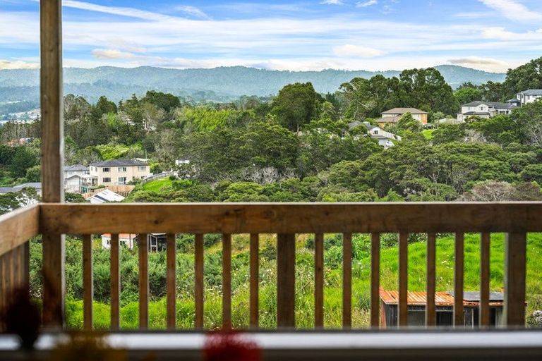 Photo of property in 224 Don Buck Road, Massey, Auckland, 0614