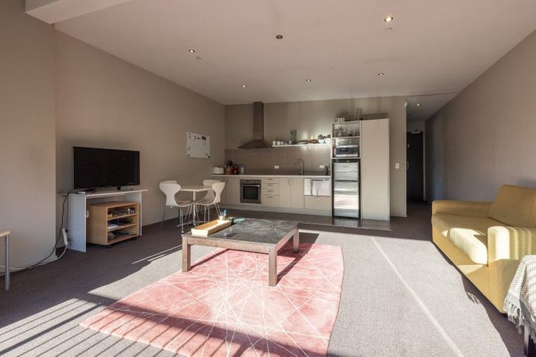 Photo of property in 12 Majoribanks Street, Mount Victoria, Wellington, 6011