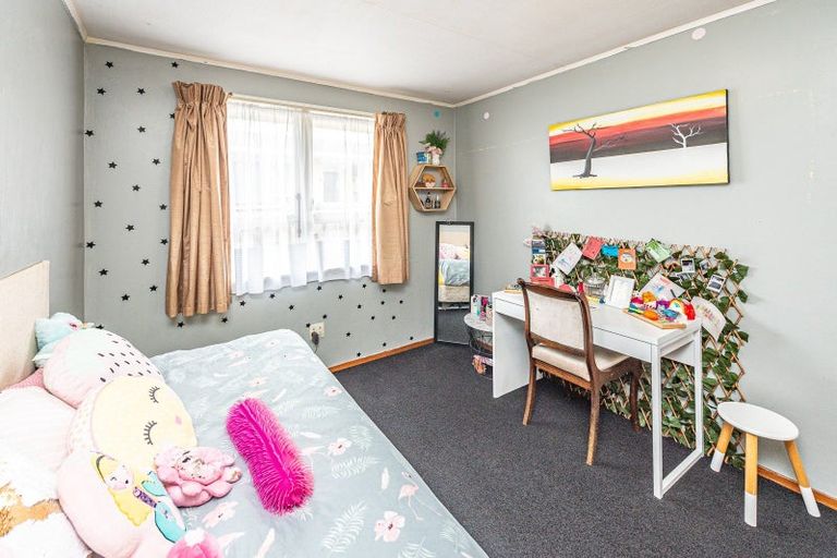 Photo of property in 34 Ruapehu Street, Castlecliff, Whanganui, 4501