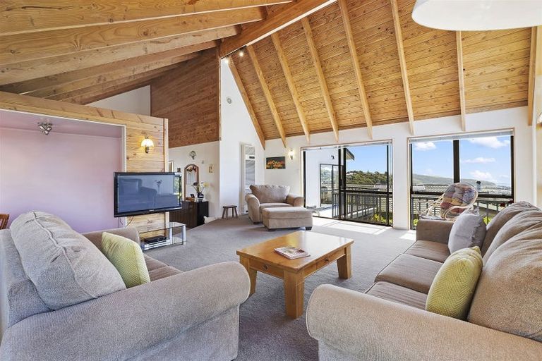 Photo of property in 22 Mercury Way, Whitby, Porirua, 5024