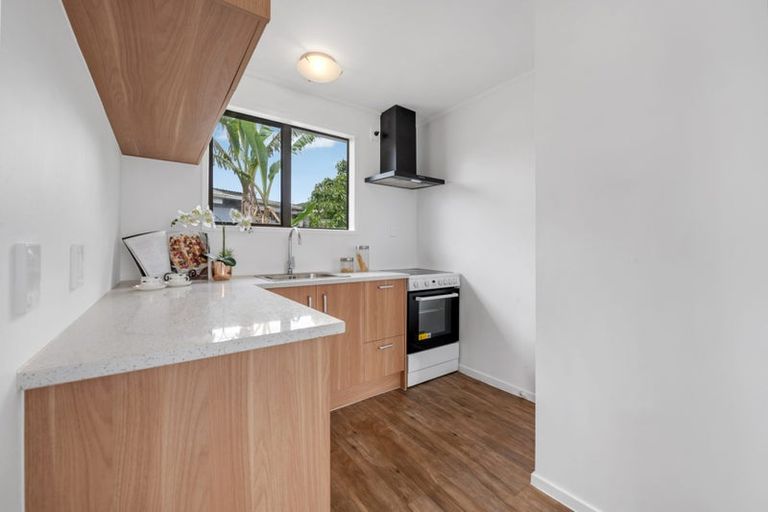 Photo of property in 2/17 Coombe Avenue, Otara, Auckland, 2023