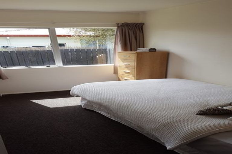 Photo of property in 20b Kentucky Crescent, Nawton, Hamilton, 3200