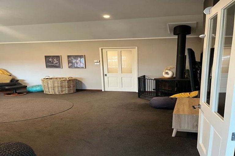 Photo of property in 5 Hislop Street, Riversdale, 9776