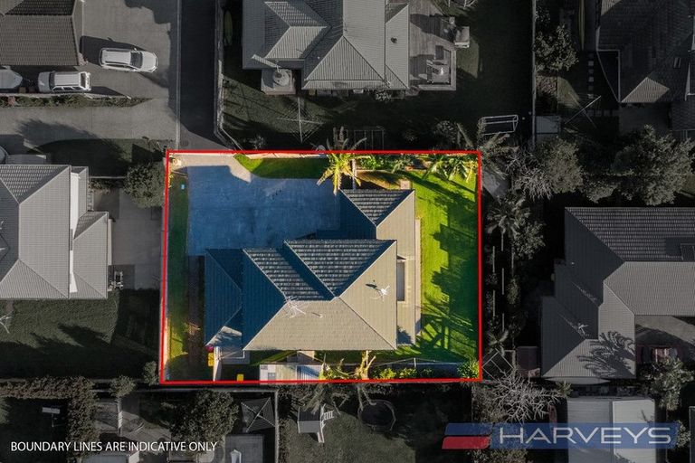 Photo of property in 12 Watervista Place, Mangere Bridge, Auckland, 2022