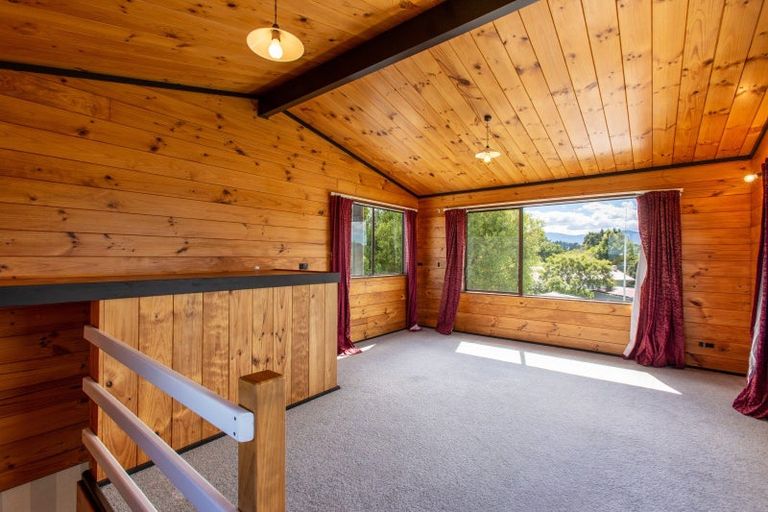 Photo of property in 2 Hunter Street, Dannevirke, 4930