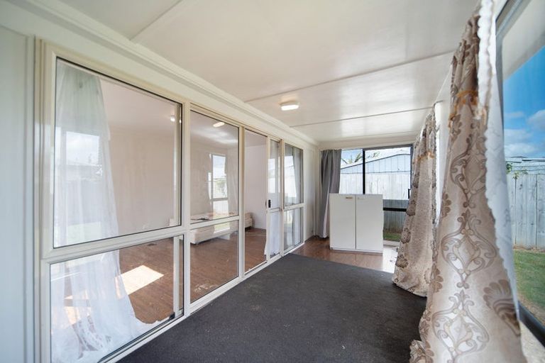 Photo of property in 53 Hokianga Street, Mangere East, Auckland, 2024