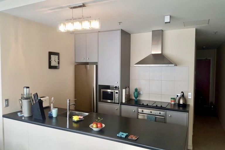 Photo of property in Montreaux, 164 The Terrace, Wellington Central, Wellington, 6011